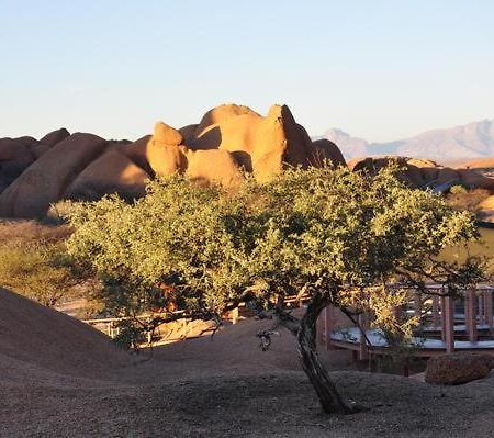 Spitzkoppen Lodge Usakos ภายนอก รูปภาพ