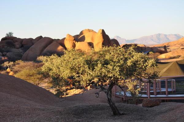 Spitzkoppen Lodge Usakos ภายนอก รูปภาพ
